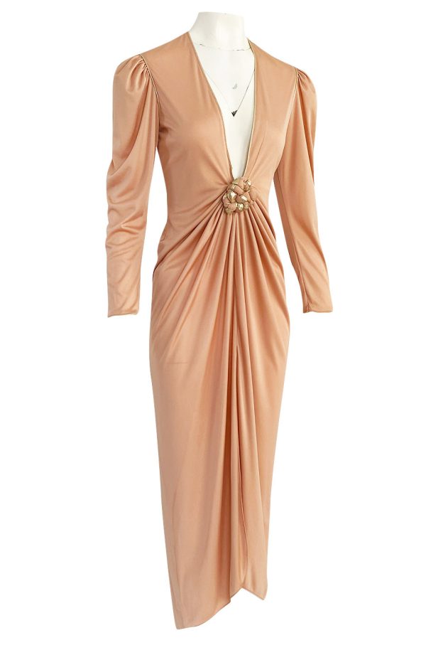 1981 Bill Tice Peach Nylon Jersey Long Sleeve Deep Plunge Dress w Gold Lame Flower & Trim Supply